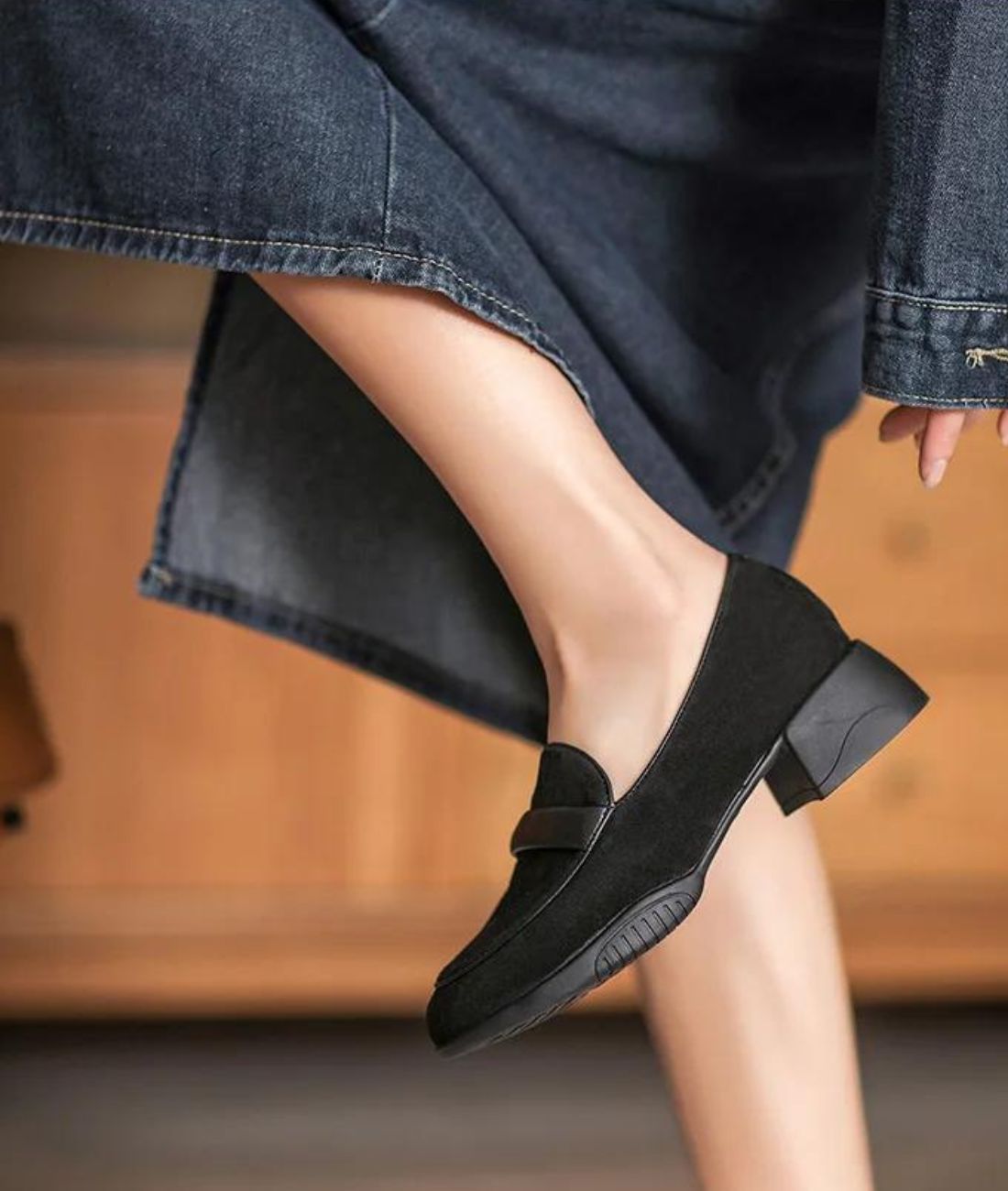 Women’s Heeled Suede Loafers Deep Black