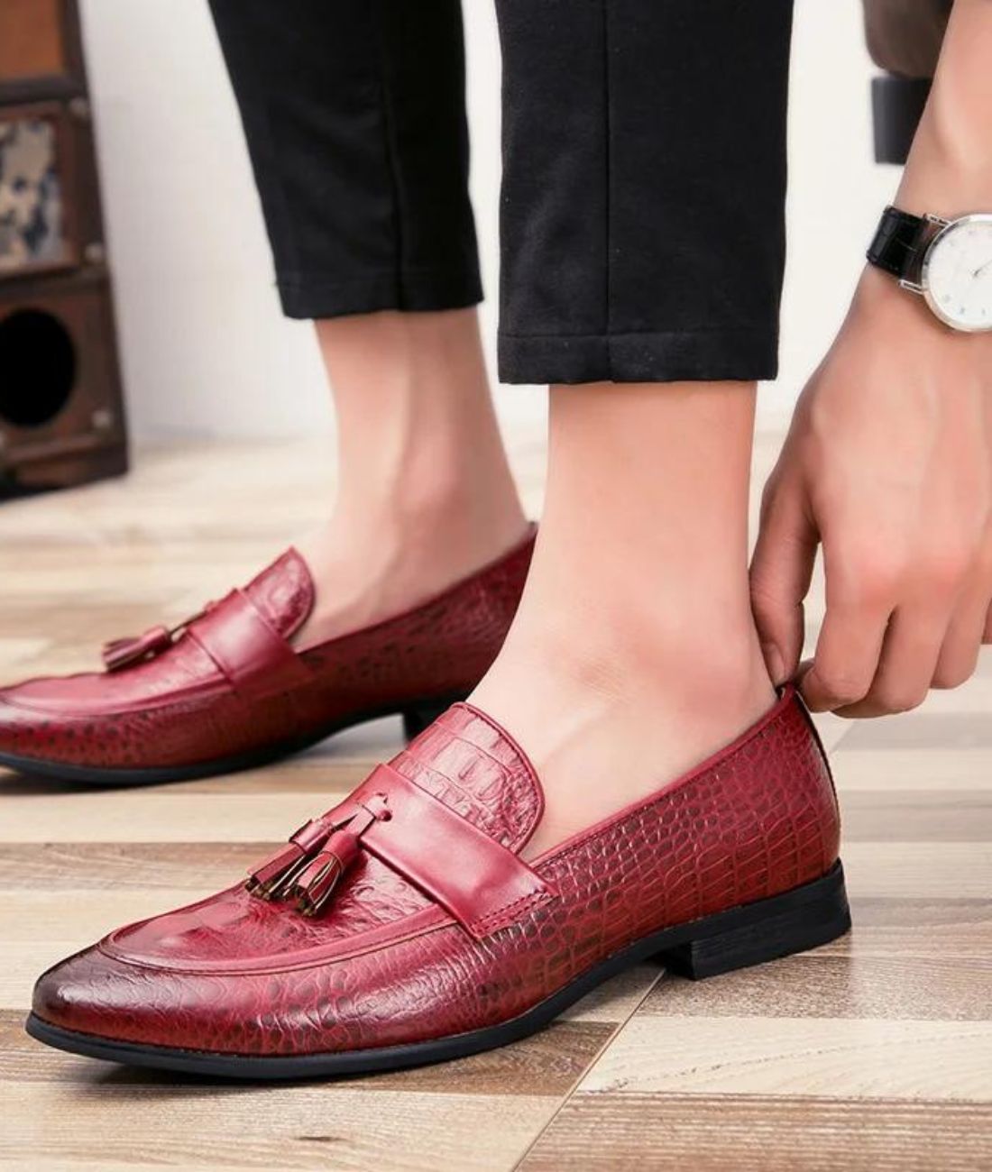 Men’s Low Heel Patent Leather Loafers Vermilion Red