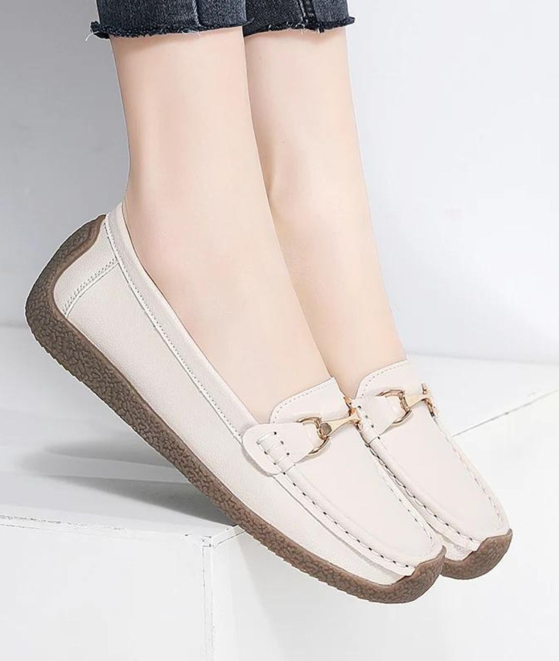 Women’s Round Toe Slip On Patent Leather Loafers Off White