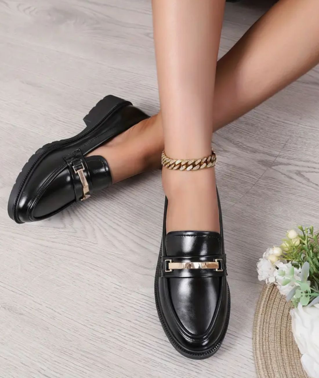 Women’s Low Heel Synthetic Leather Loafers Deep Black