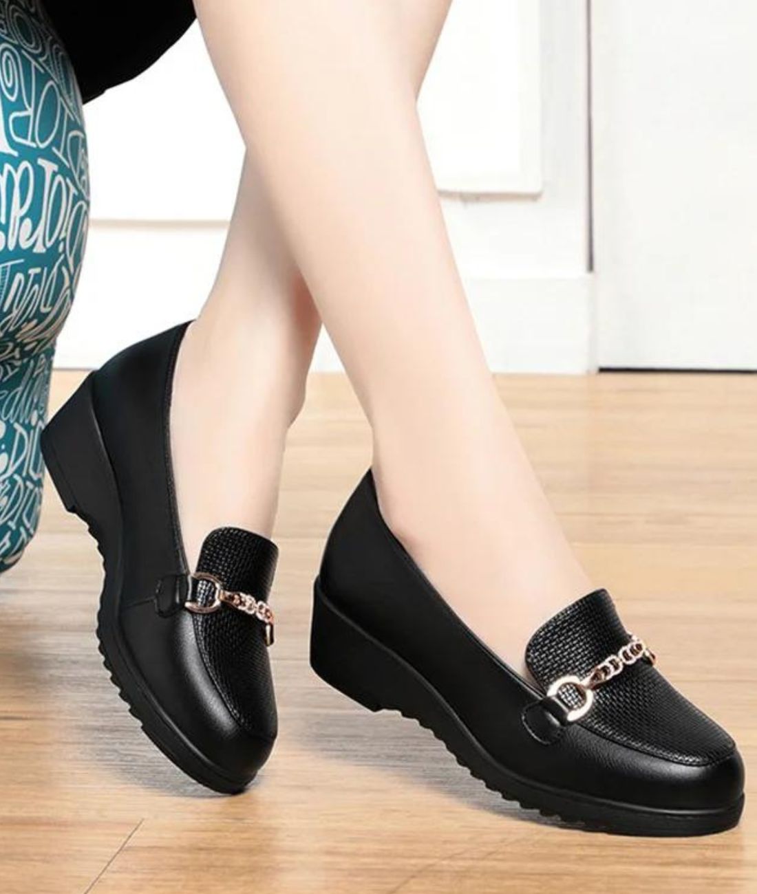 Women’s Heeled Leather Loafers Deep Black