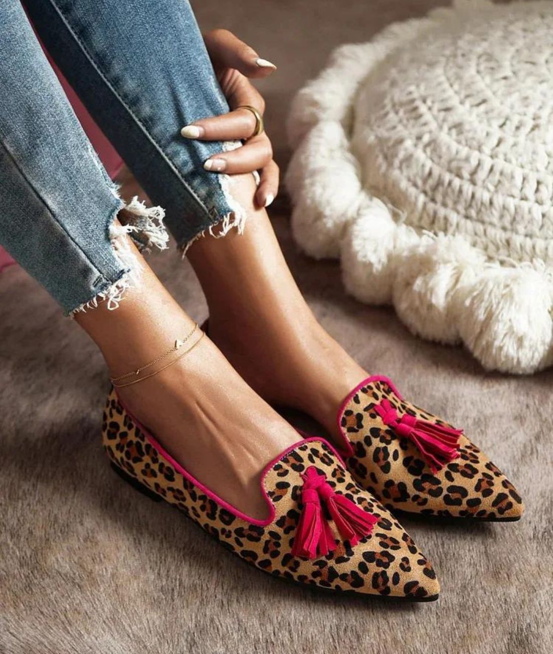Women’s Tassel Suede Loafers Fuchsia