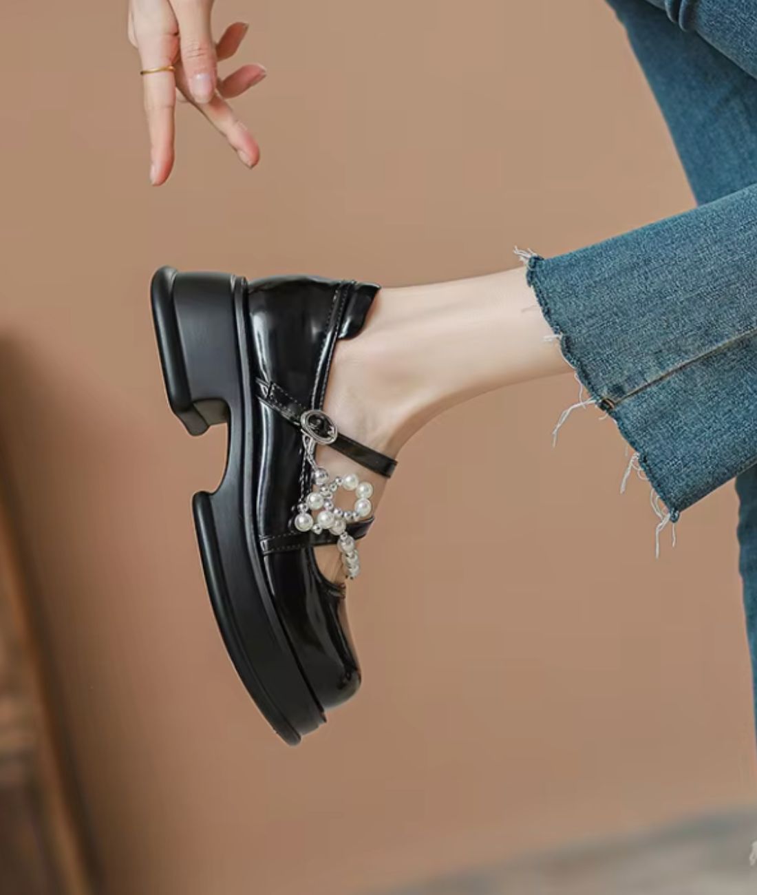 Women’s Platform Patent Leather Round Toe Loafers Deep Black