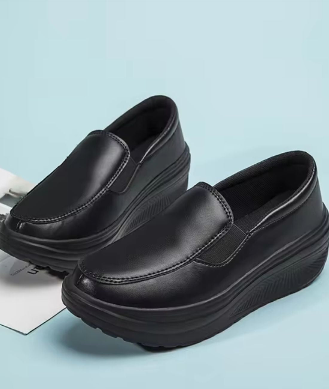 Women’s Pointed Toe Platform Leather Loafers Deep Black