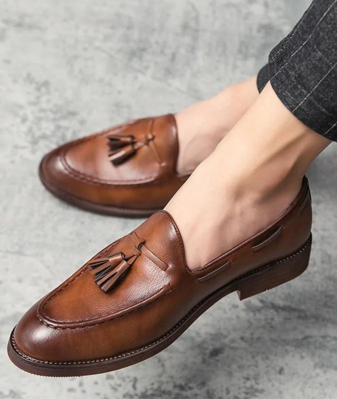 Men’s Low Heel Patent Leather Loafers Coffee Brown