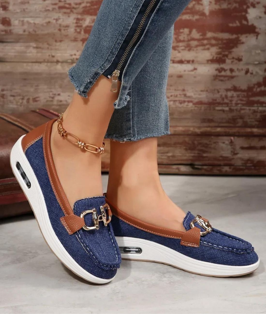 Women’s Horsebit Suede Loafers Navy