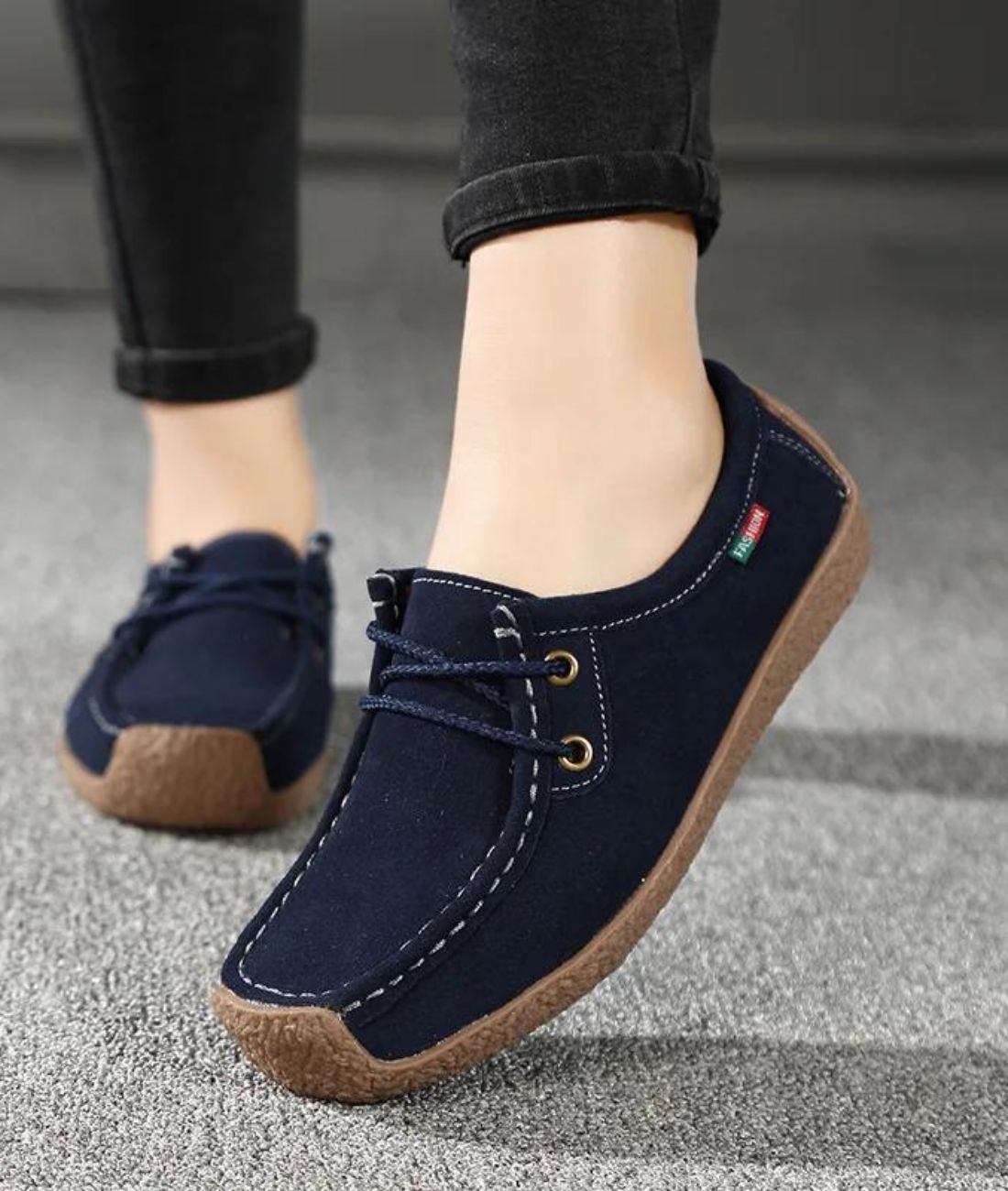 Women’s Pointed Suede Loafers Navy