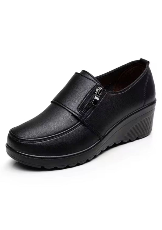 Women’s Heeled Patent Leather Loafers Deep Black