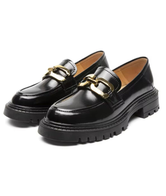 Women’s Slip On Patent Leather Loafers In Deep Black