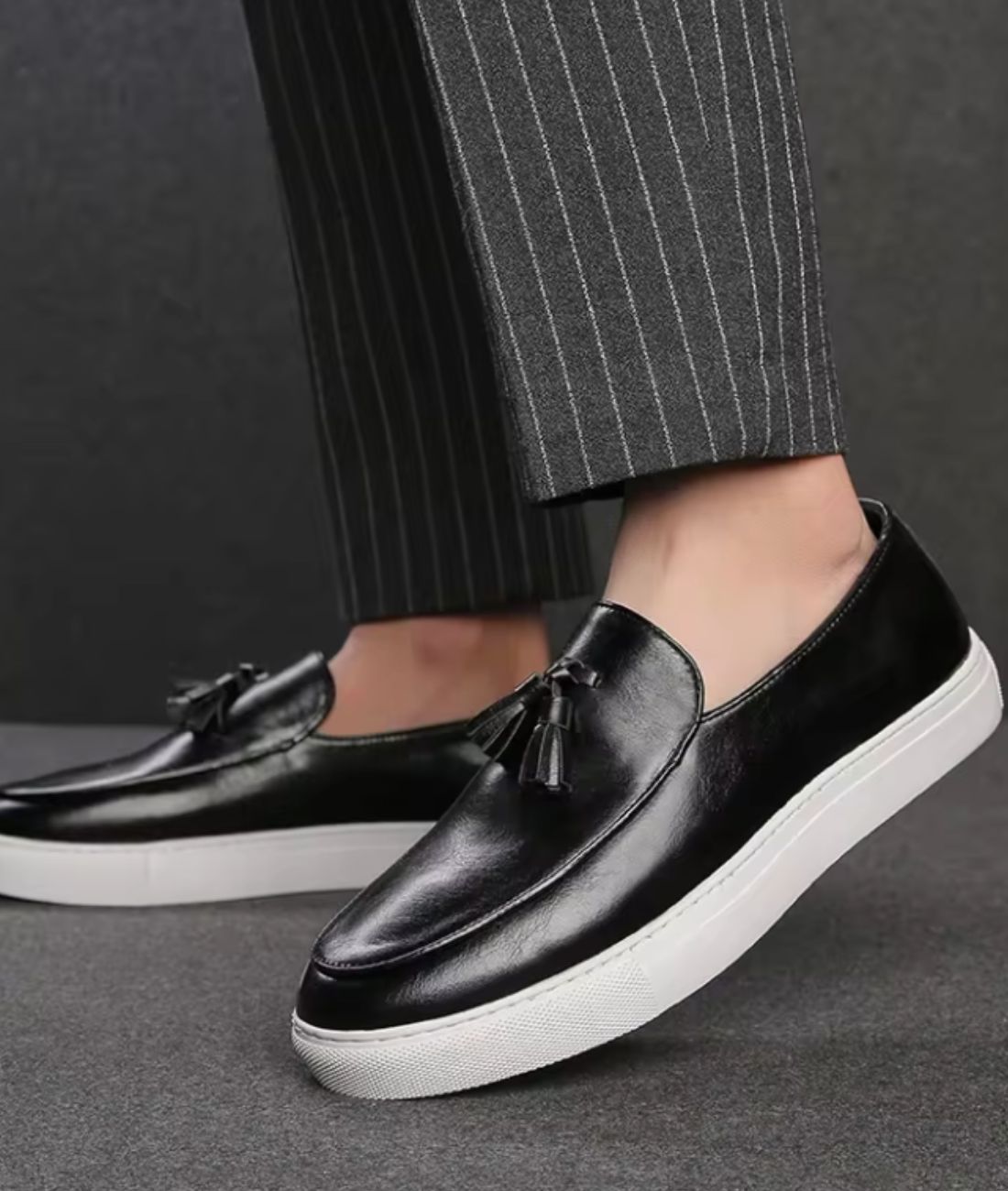 Men’s Tassel Suede Loafers Deep Black